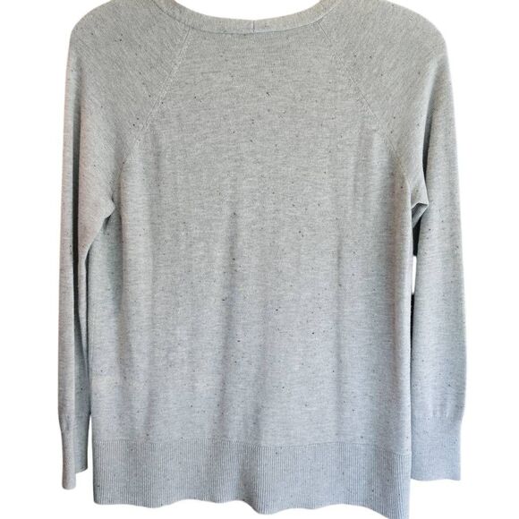 Loft Flecked zv-neck Tunic in Gray. Raglan Sleeves. Super Soft. Size L. 450 - Picture 2 of 6